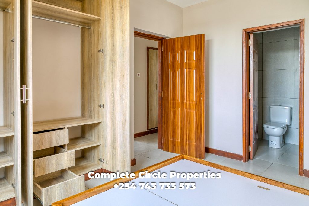 Sunpark phase II Wardrobe view